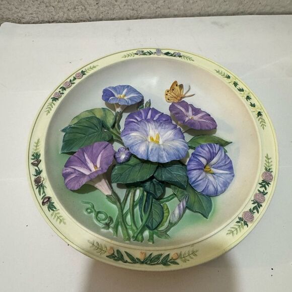 Lena Liu’s “The Morning Glory Garden” Beautiful Gardens 3D Plate 1997 No Box - Picture 1 of 5